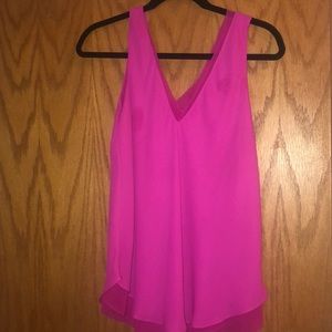 Rachel Roy magenta top with V neckline